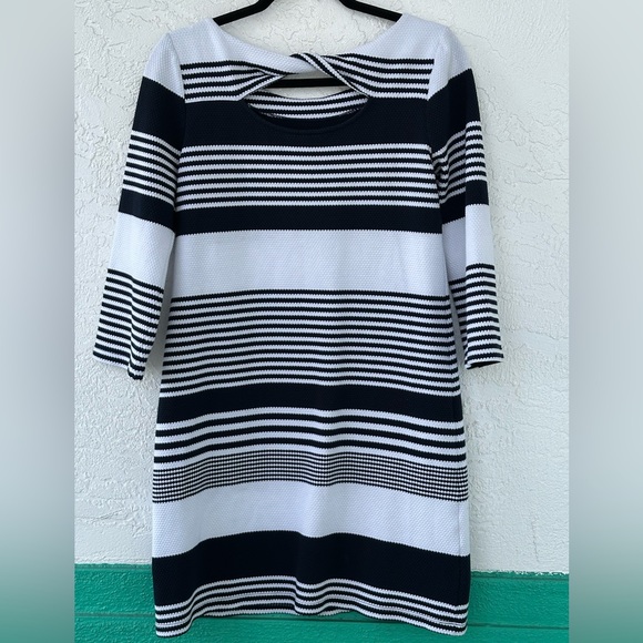 Lilly Pulitzer Bay Stripe Dress Medium Nautical Navy Blue White - Picture 5 of 9